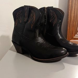 Ariat Darlin Cowboy Boots